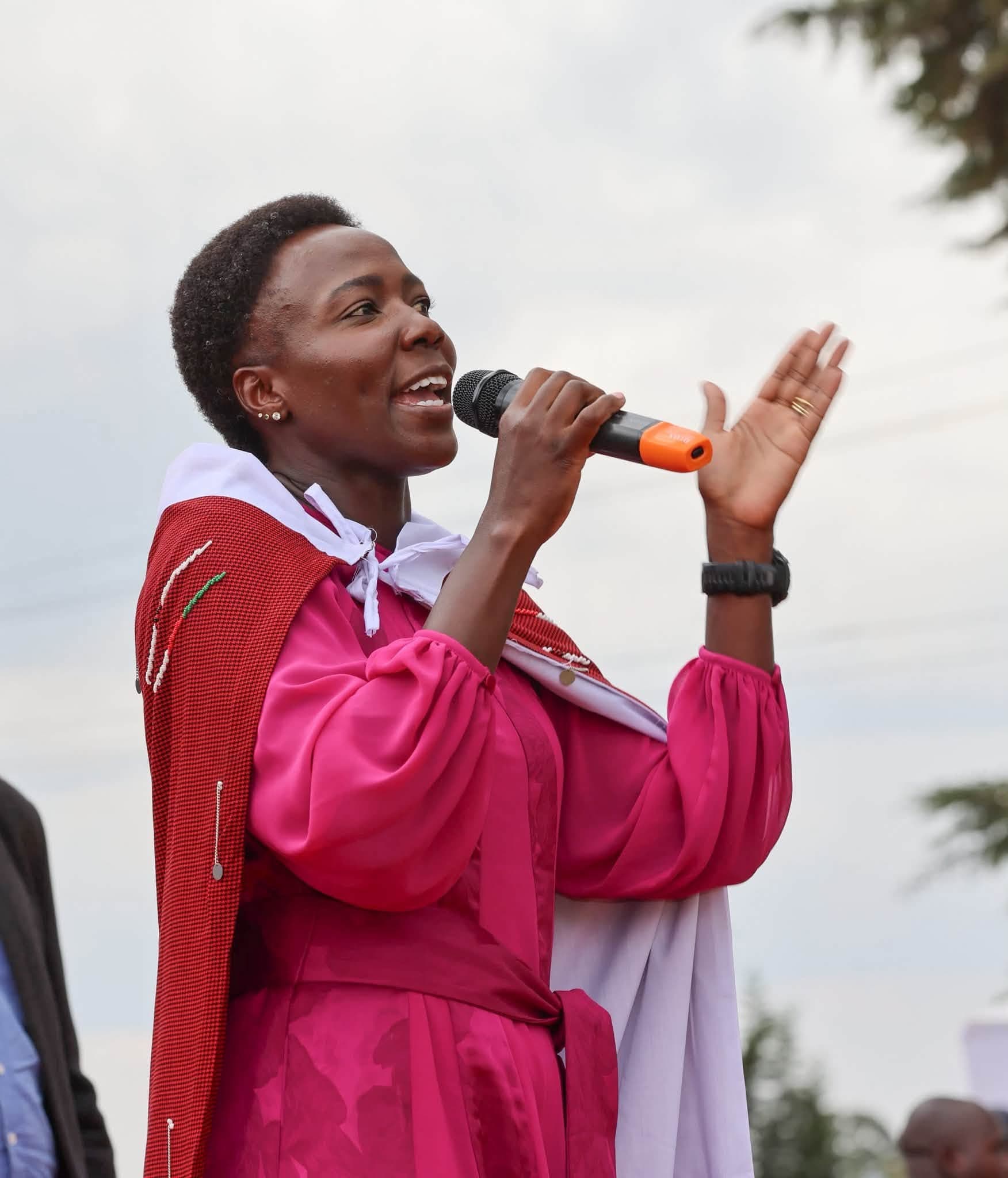Chepkirui Kones speaking at a community gathering